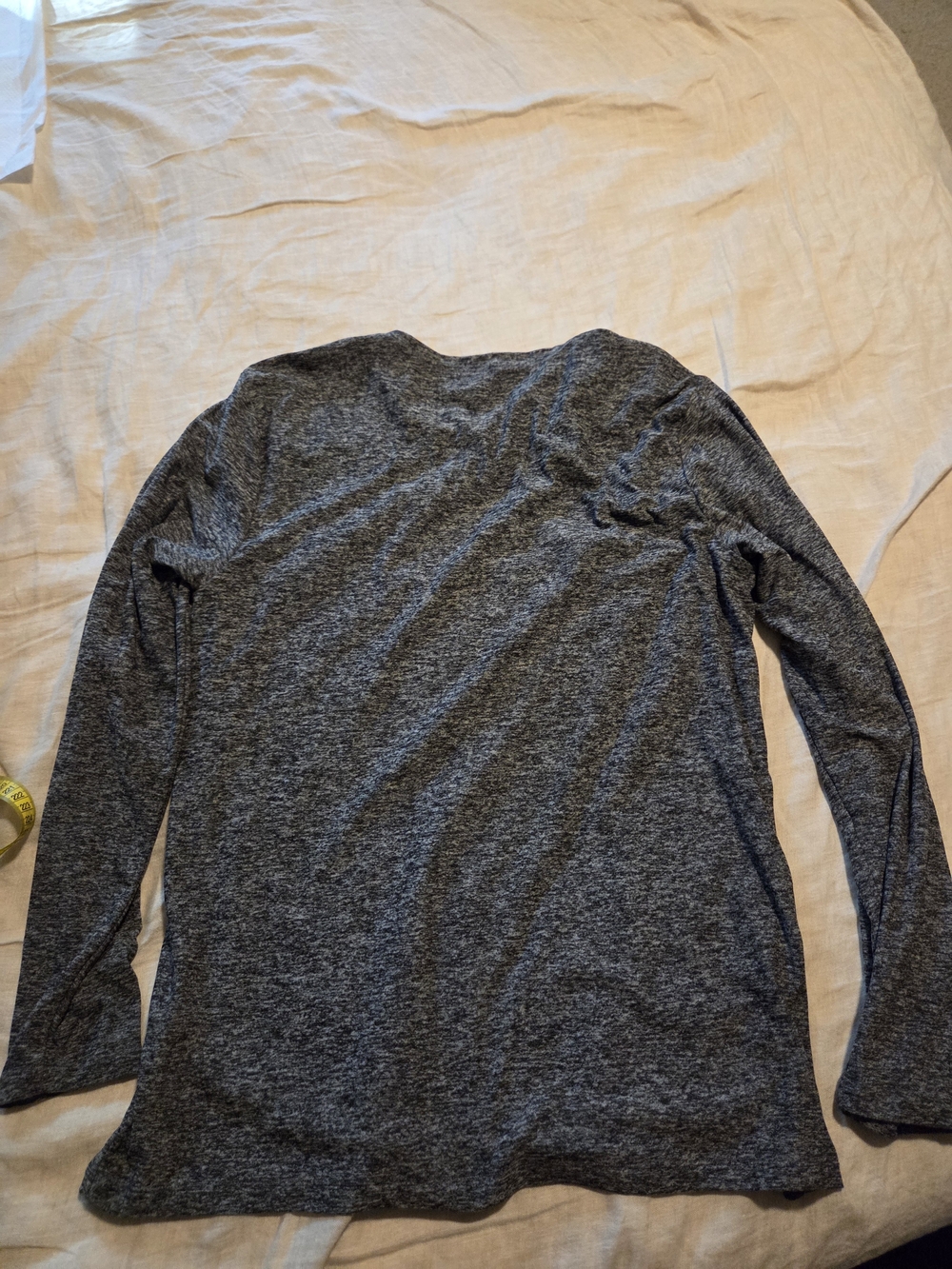 Beyond Yoga Long Sleeve Crew Tee Size L - Made In USA - Heathered Charcoal Grey